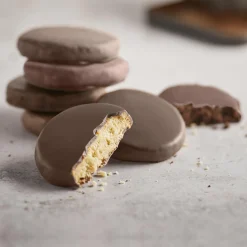 Hotel Chocolat 18 Chocolat Shortbreads | Biscuits of the Gods Discount