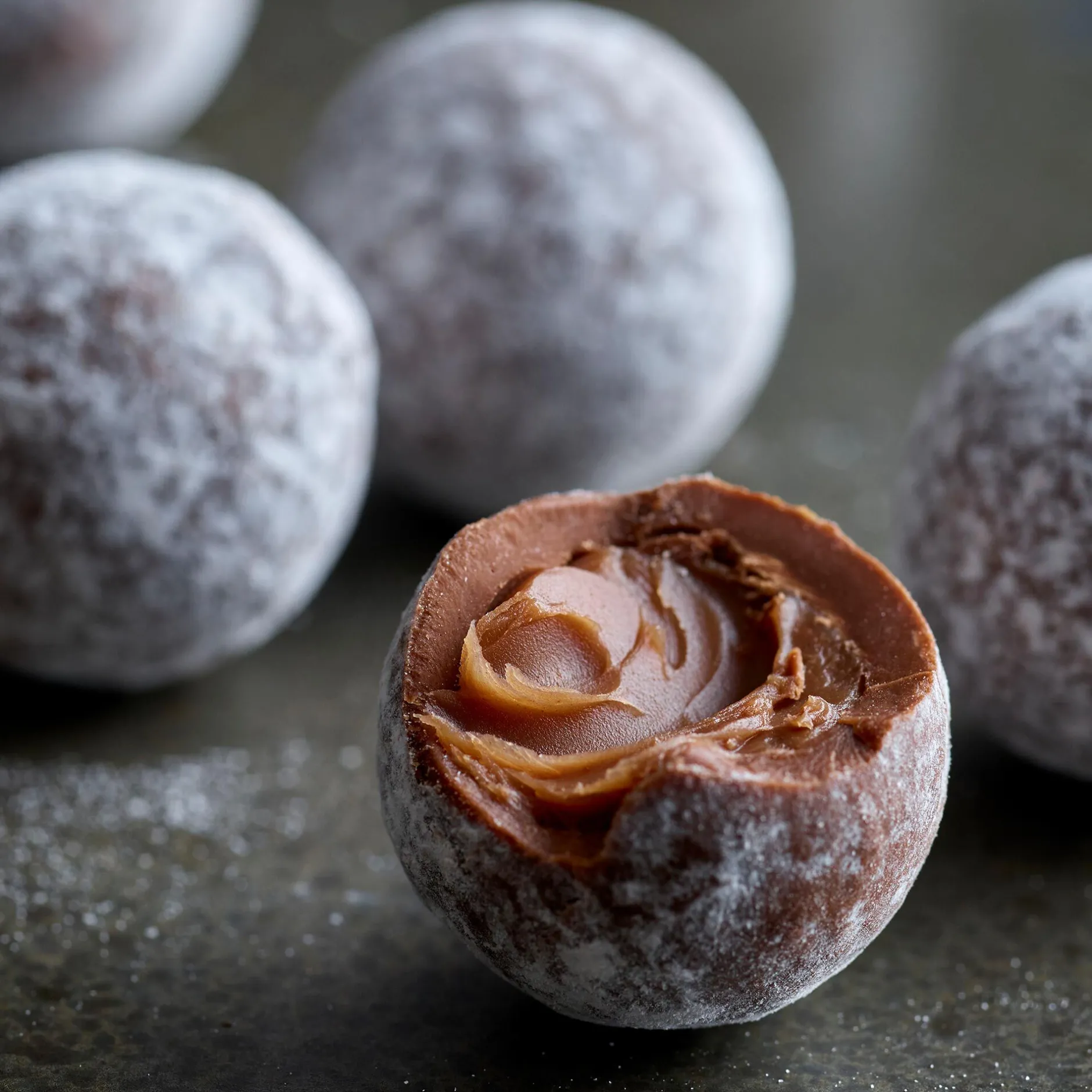 Hotel Chocolat Classic Champagne Truffle Tin